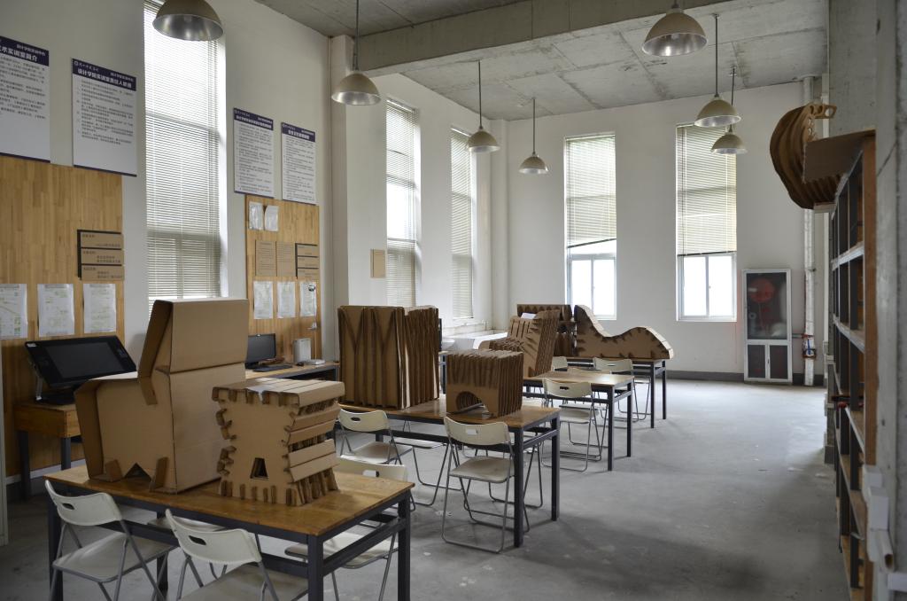 参观周口师范学院实训室1